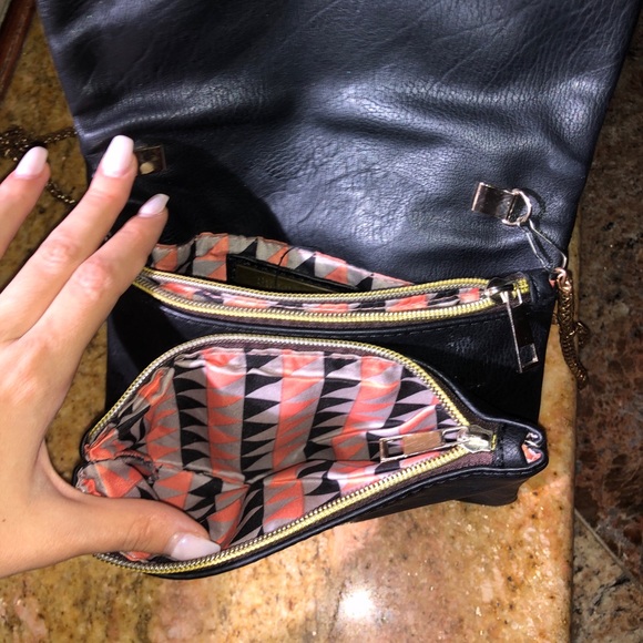 Crossbody Bag - Picture 4 of 4